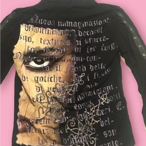 Les possedes face /word graphic glitter French vintage top w snap sleeves